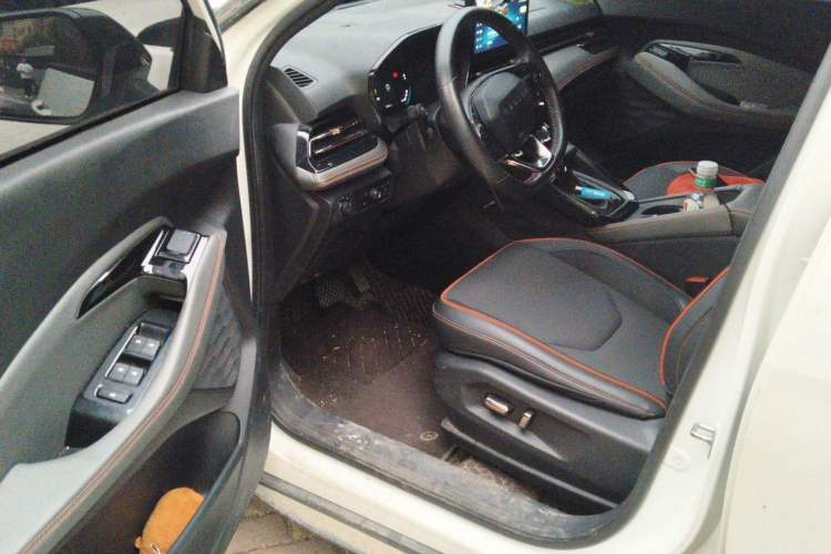 Used Baojun RS-3 2020 1.5T CVT Intelligent Prestige Edition Driver Seat