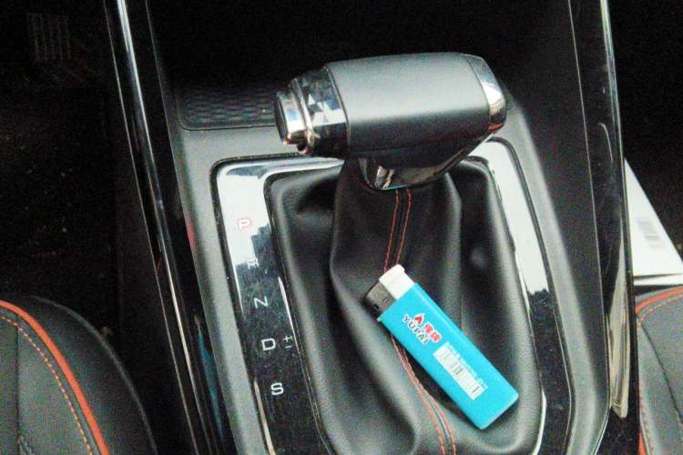 Used Baojun RS-3 2020 1.5T CVT Intelligent Prestige Edition Gear Lever
