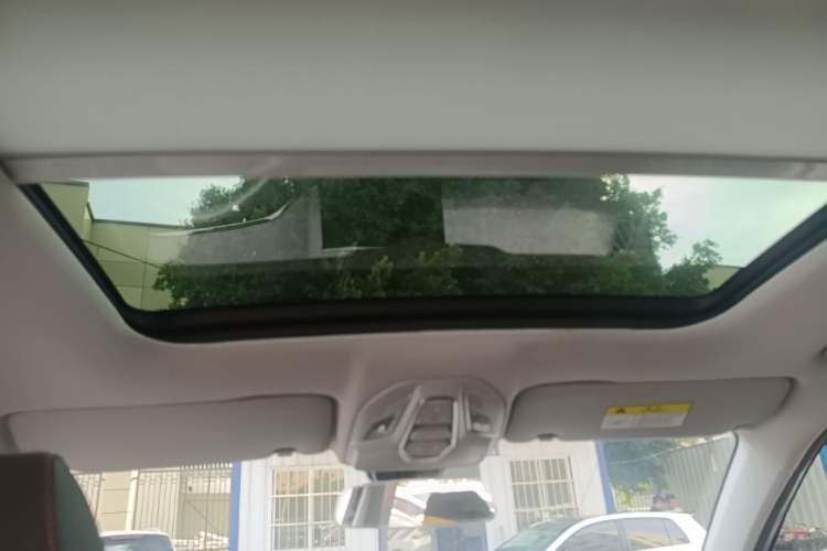 Used Baojun RS-3 2020 1.5L CVT 24-Hour Online Luxury Edition Headliner