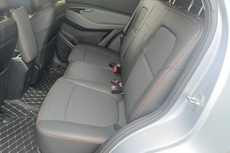 Used Baojun RS-3 2020 1.5L CVT 24-Hour Online Luxury Edition Left Rear Seat