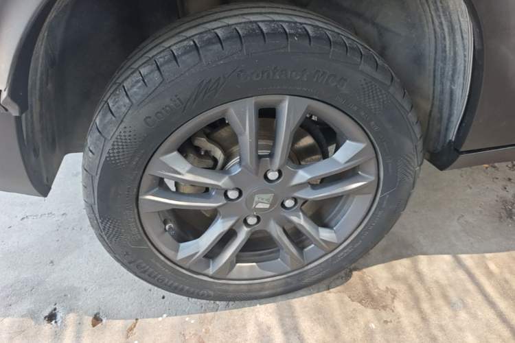 Used Baojun RS-3 2020 1.5L CVT 24-Hour Online Luxury Edition Right Rear Wheel Hub