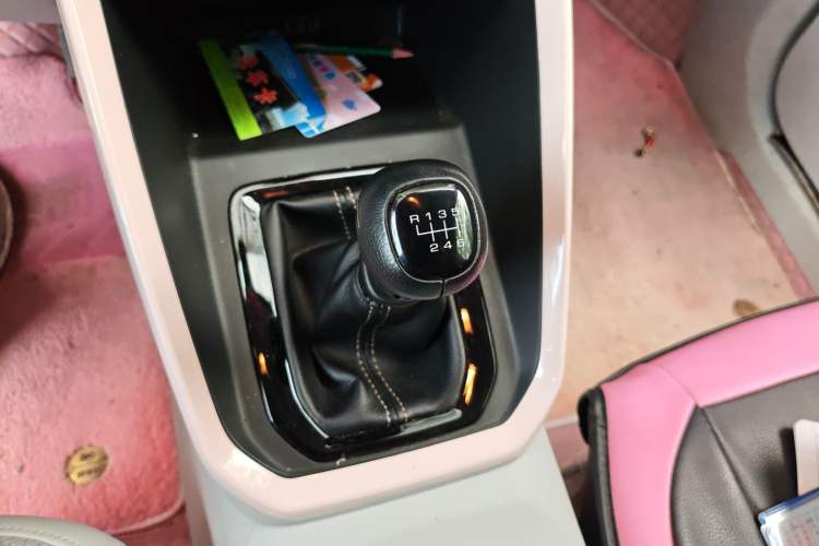 Used Baojun RS-3 2020 1.5L Manual Smart Elite Edition Gear Lever