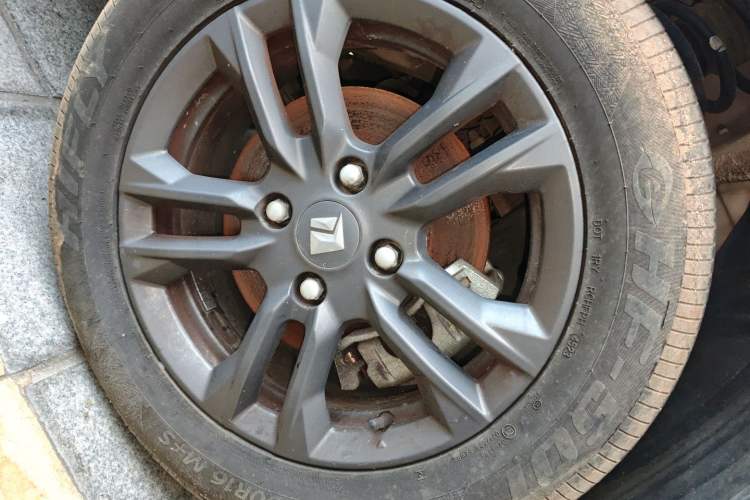 Used Baojun RS-3 2020 1.5L Manual Smart Elite Edition Right Front Wheel Hub