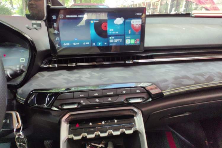 Used Baojun RS-3 2020 1.5L Manual Smart Elite Edition Audio And AC Panel