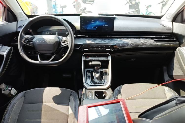 Used Baojun RS-3 2020 1.5L CVT Elite Version with 24-Hour Online Service Center Console