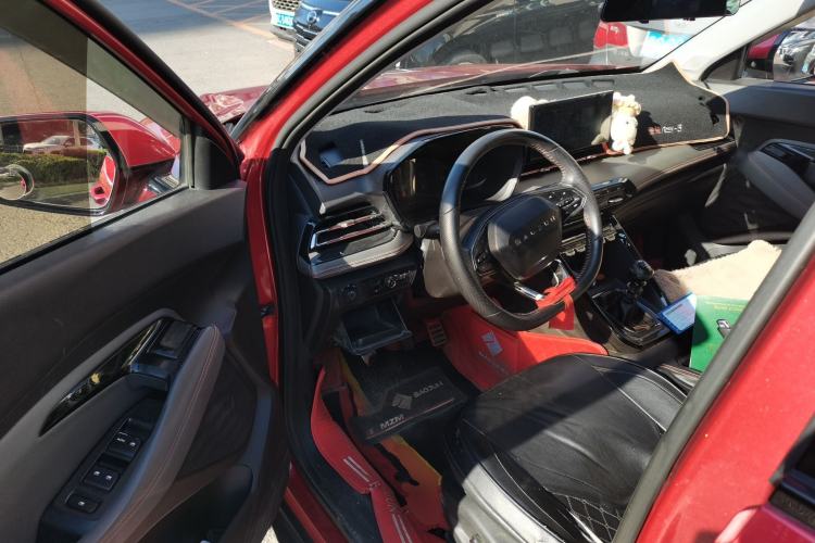 Used Baojun RS-3 2020 1.5L Manual 24-Hour Online Luxury Version Driver Seat