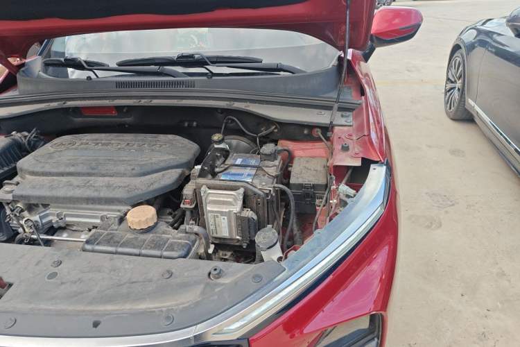 Used Baojun RS-3 2020 1.5L CVT Elite Version with 24-Hour Online Service Engine Bay Left