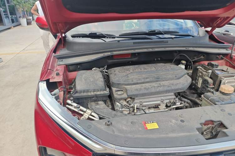 Used Baojun RS-3 2020 1.5L CVT Elite Version with 24-Hour Online Service Engine Bay Right
