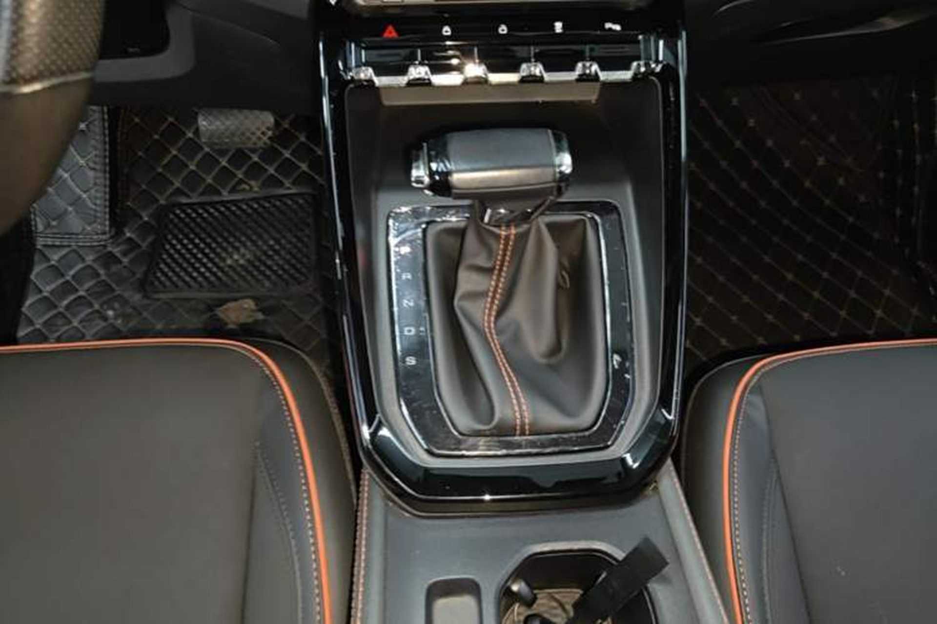 Used Baojun RS-3 2020 1.5T CVT Smart Luxury Edition Gear Lever