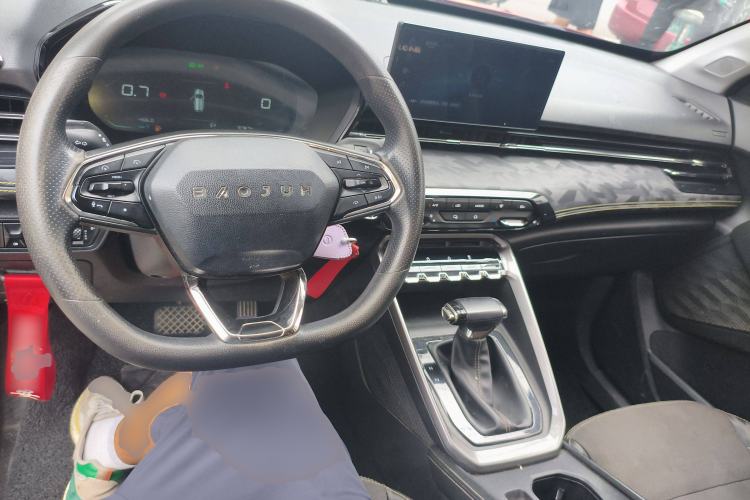 Used Baojun RS-3 2020 1.5L CVT Elite Version with 24-Hour Online Service Interior 2