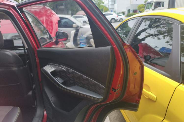 Used Baojun RS-3 2020 1.5L CVT Elite Version with 24-Hour Online Service Interior 6