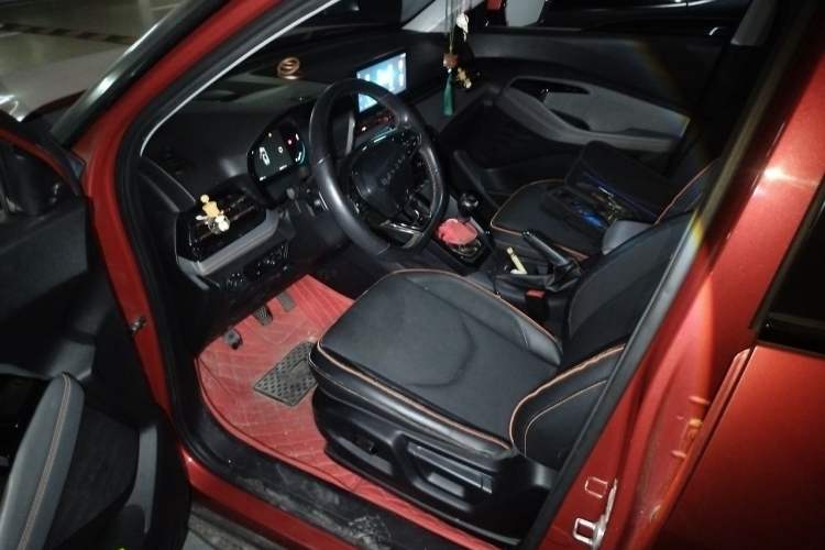Used Baojun RS-3 2020 1.5L Manual 24-Hour Online Luxury Version Left Front Seat