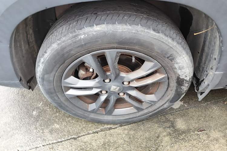 Used Baojun RS-3 2020 1.5L CVT Elite Version with 24-Hour Online Service Left Front Wheel Hub