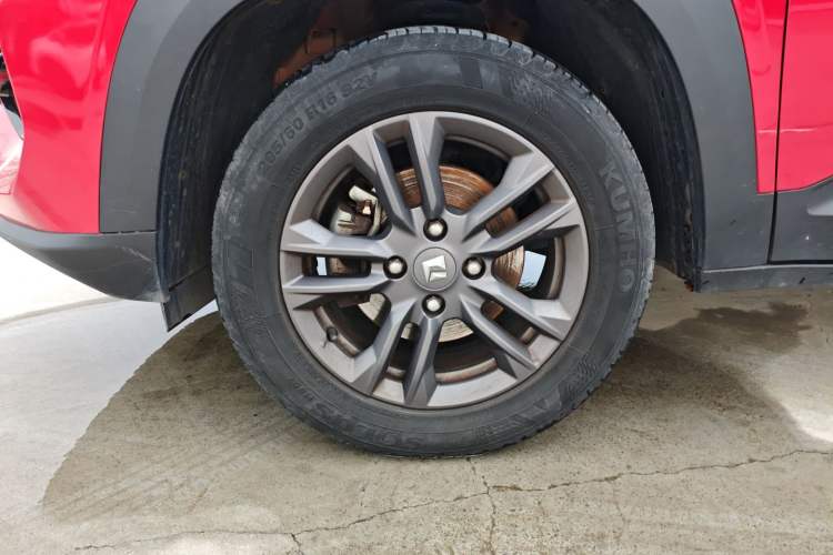 Used Baojun RS-3 2020 1.5L CVT Smart Elite Edition Left Front Wheel Hub