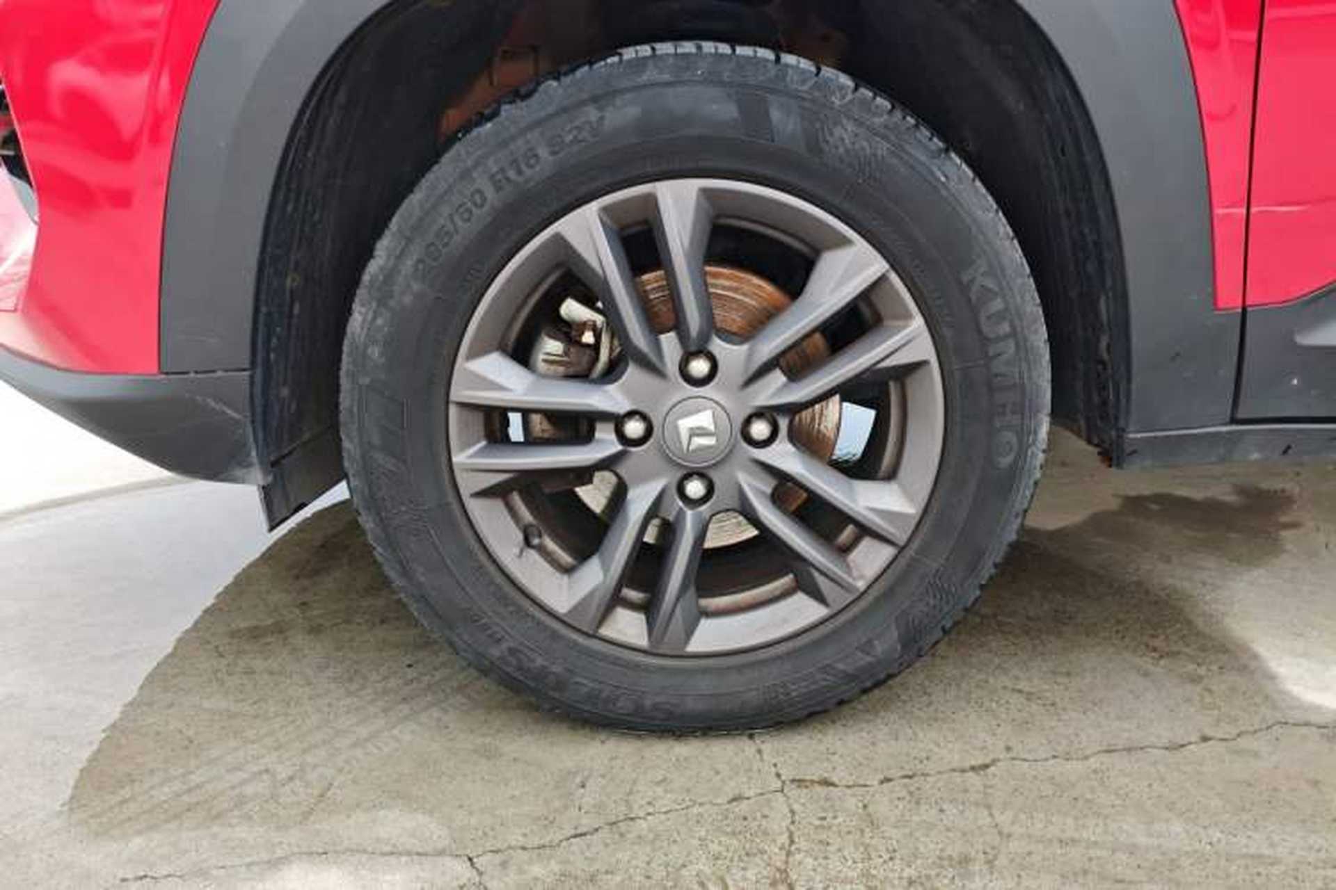 Used Baojun RS-3 2020 1.5L CVT Smart Elite Edition Left Front Wheel Hub
