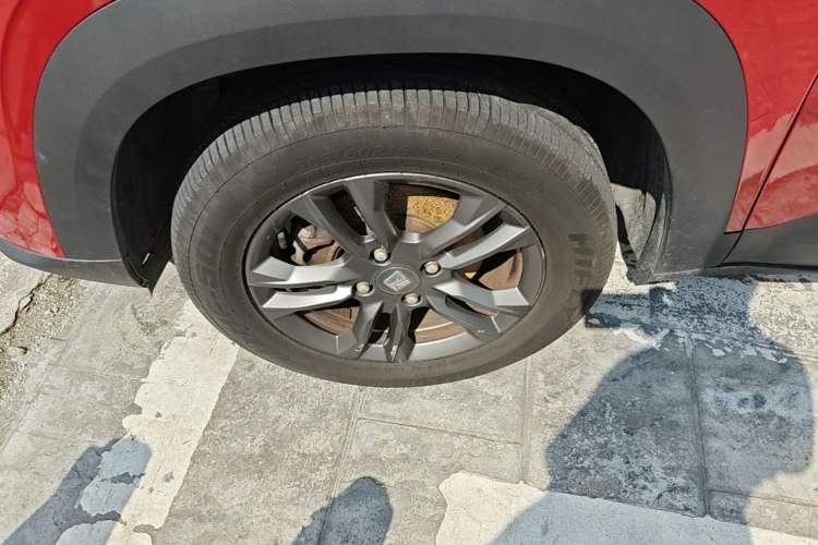 Used Baojun RS-3 2020 1.5L CVT Elite Version with 24-Hour Online Service Left Front Wheel Hub