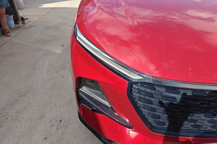 Used Baojun RS-3 2020 1.5L CVT Elite Version with 24-Hour Online Service Right Front Headlight