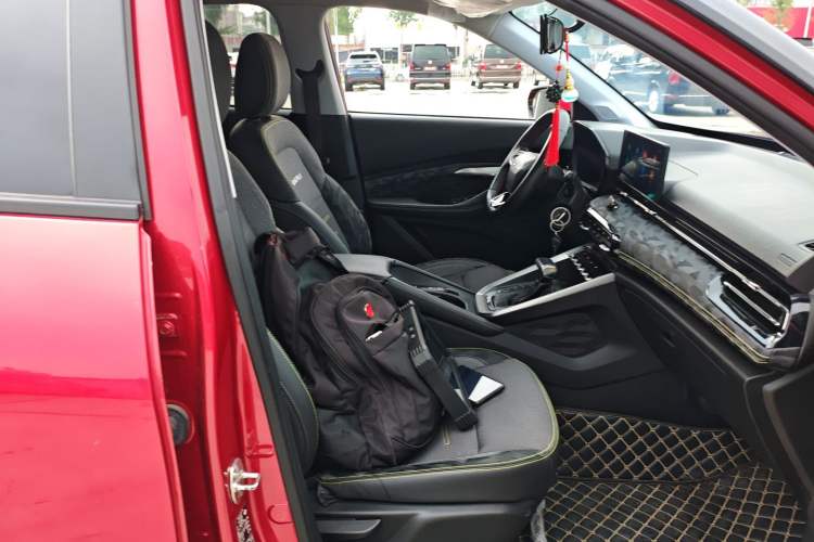 Used Baojun RS-3 2020 1.5L CVT Smart Elite Edition Right Front Seat