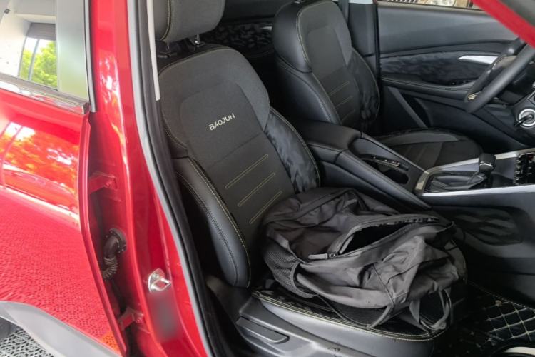 Used Baojun RS-3 2020 1.5L CVT Elite Version with 24-Hour Online Service Right Front Seat