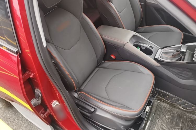 Used Baojun RS-3 2020 1.5L CVT 24-Hour Online Luxury Edition Right Front Seat