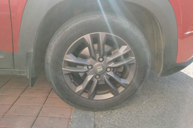 Used Baojun RS-3 2020 1.5L Manual 24-Hour Online Luxury Version Right Front Wheel Hub