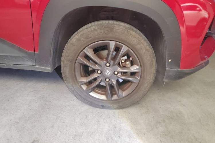 Used Baojun RS-3 2020 1.5L CVT Smart Elite Edition Right Front Wheel Hub