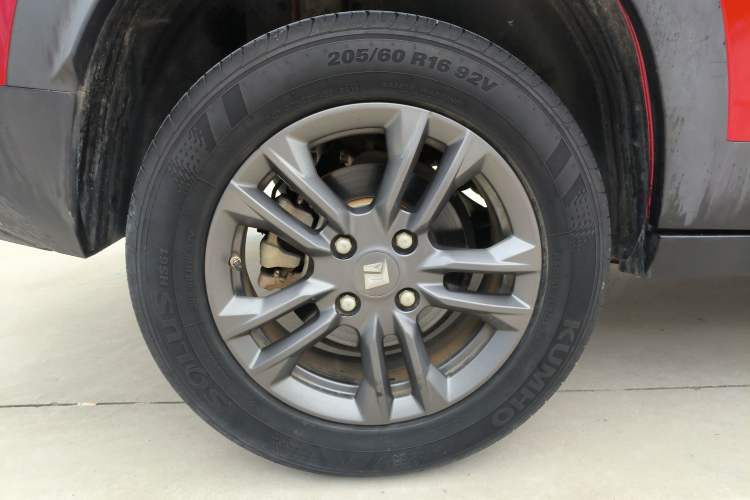 Used Baojun RS-3 2020 1.5L CVT 24-Hour Online Luxury Edition Right Rear Wheel Hub