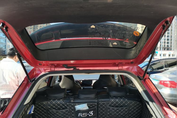 Used Baojun RS-3 2020 1.5L Manual 24-Hour Online Luxury Version Trunk