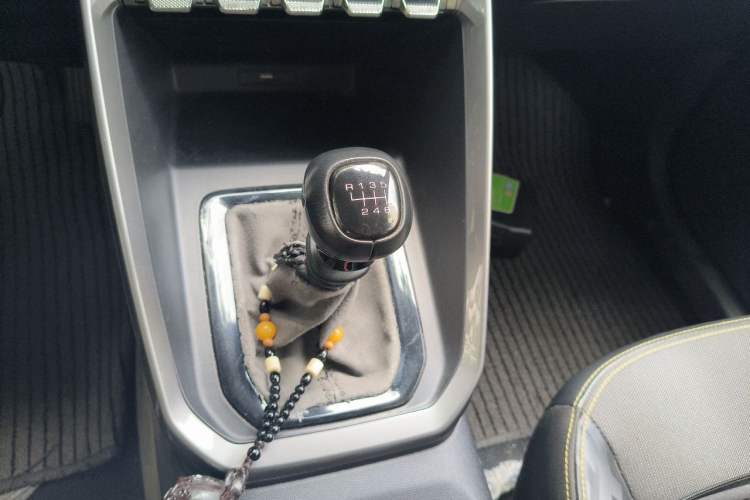 Used Baojun RS-3 2020 1.5L Manual Smart Elite Edition Gear Lever