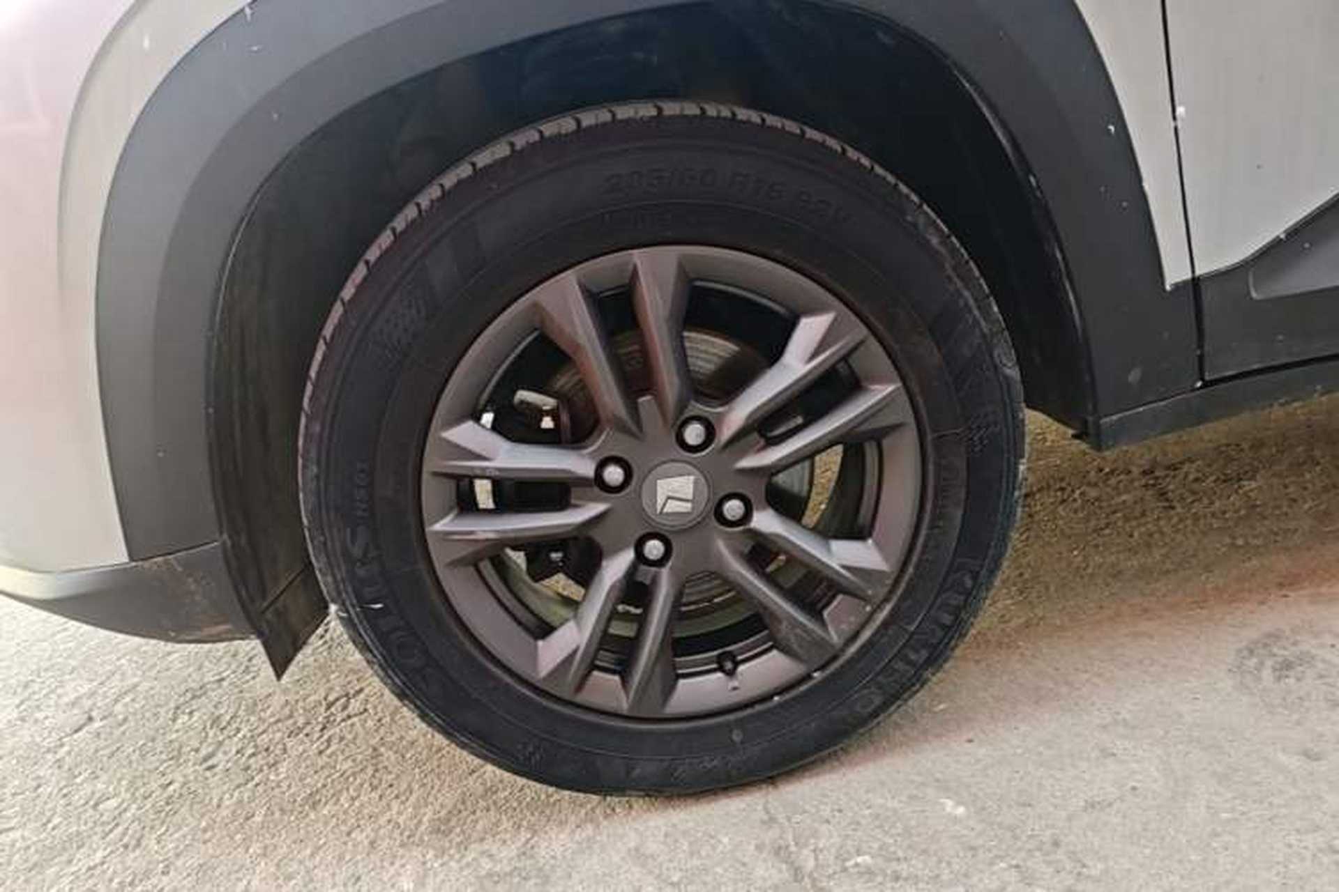 Used Baojun RS-3 2020 1.5L Manual Smart Elite Edition Left Front Wheel Hub