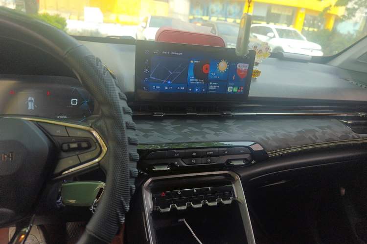 Used Baojun RS-3 2020 1.5L Manual Elite Version with 24-Hour Online Service Audio And AC Panel