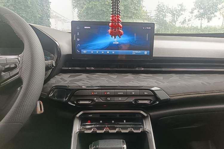 Used Baojun RS-3 2020 1.5T CVT Smart Elite Edition Audio And AC Panel