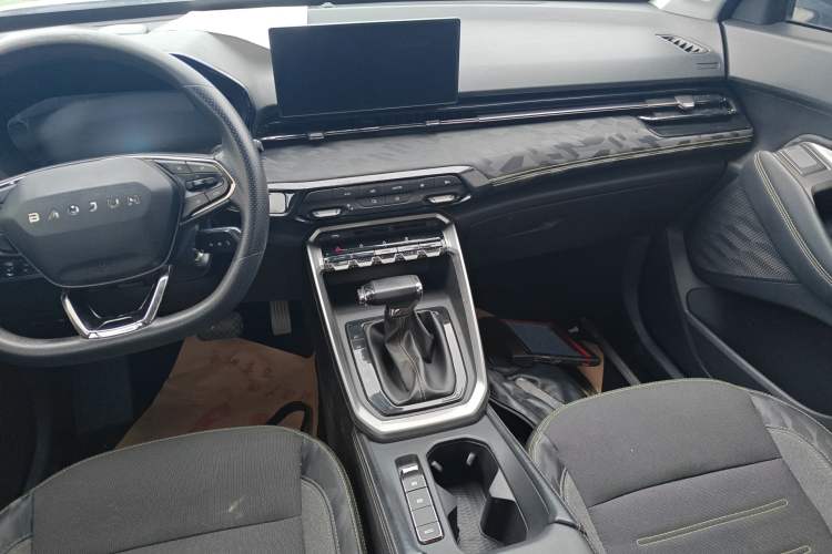 Used Baojun RS-3 2020 1.5L CVT Smart Elite Edition Audio And AC Panel