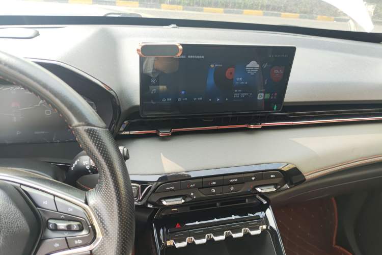 Used Baojun RS-3 2020 1.5T CVT Smart Luxury Edition Audio And AC Panel