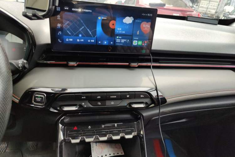 Used Baojun RS-3 2020 1.5L Manual 24-Hour Online Luxury Version Audio And AC Panel