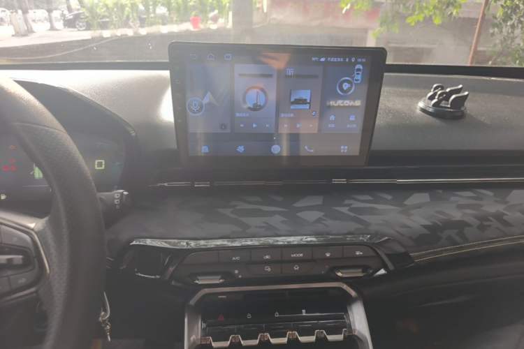 Used Baojun RS-3 2020 1.5L CVT Smart Elite Edition Audio And AC Panel