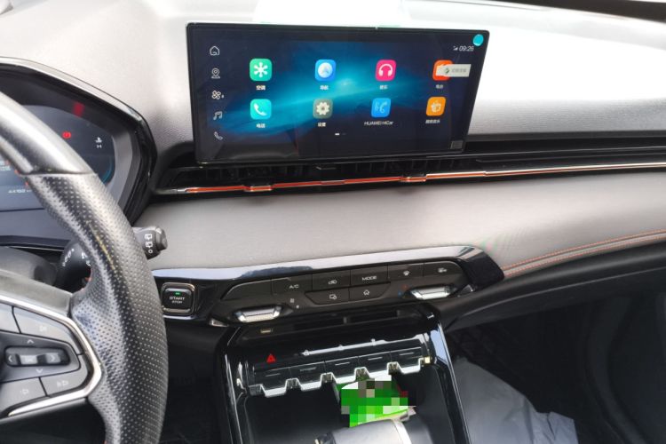 Used Baojun RS-3 2020 1.5L CVT 24-Hour Online Luxury Edition Audio And AC Panel