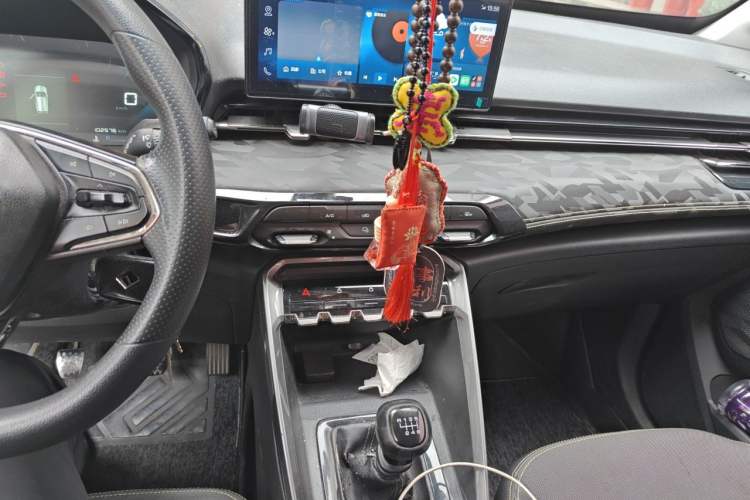 Used Baojun RS-3 2020 1.5L Manual Smart Elite Edition Audio And AC Panel