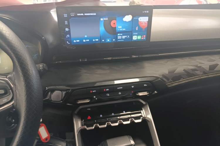 Used Baojun RS-3 2020 1.5L CVT Smart Elite Edition Audio And AC Panel