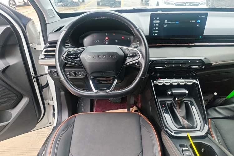 Used Baojun RS-3 2020 1.5L CVT 24-Hour Online Luxury Edition Audio And AC Panel