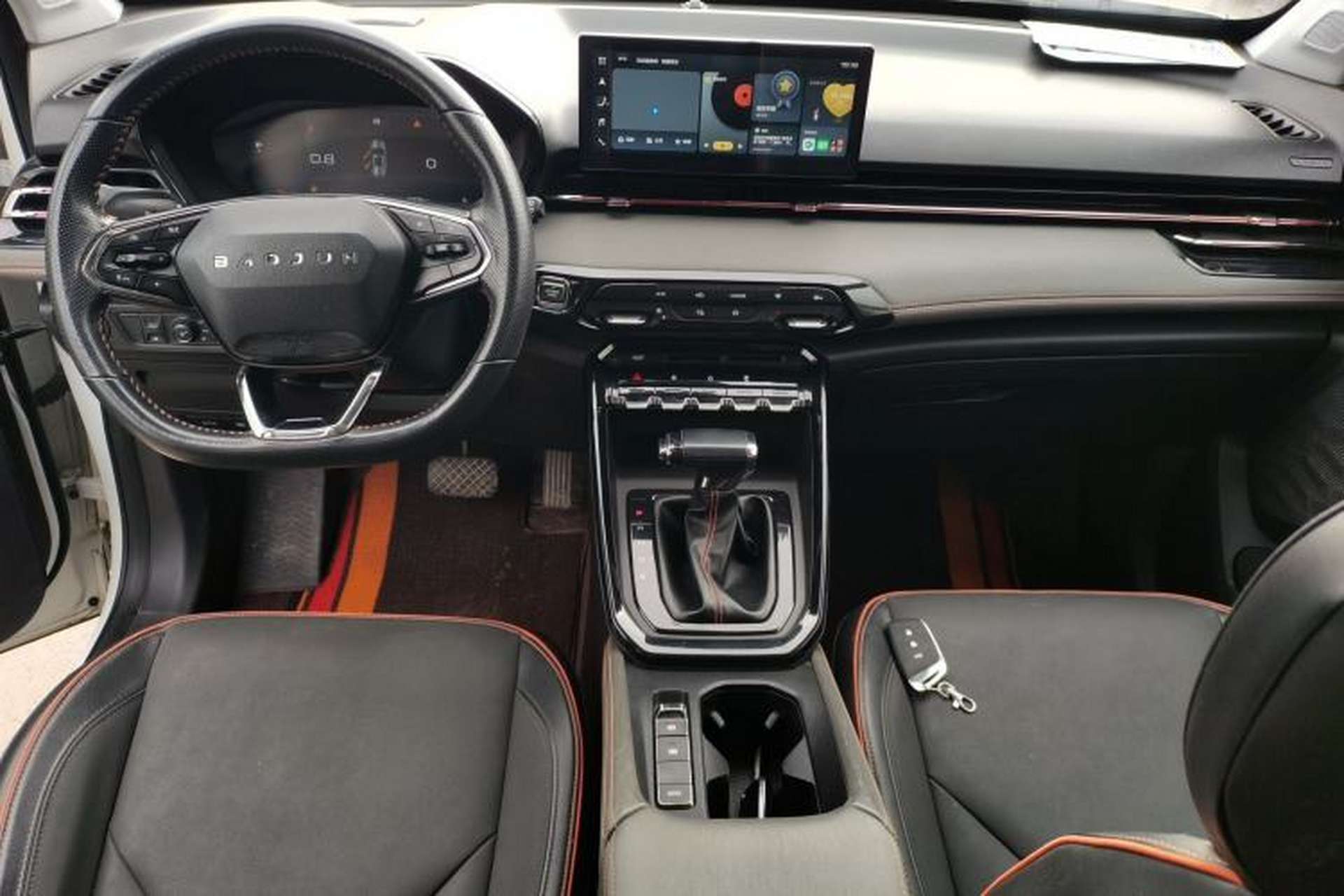 Used Baojun RS-3 2020 1.5L CVT 24-Hour Online Luxury Edition Center Console