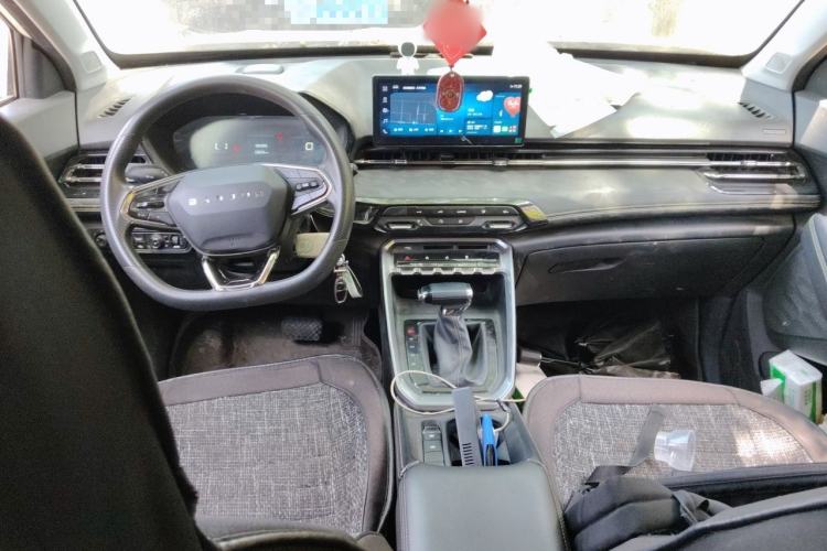 Used Baojun RS-3 2020 1.5L CVT Smart Elite Edition Center Console