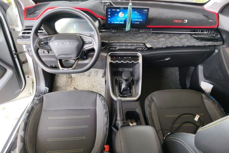 Used Baojun RS-3 2020 1.5L Manual Smart Elite Edition Center Console
