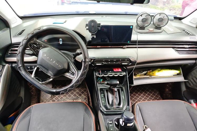 Used Baojun RS-3 2020 1.5L CVT 24-Hour Online Luxury Edition Center Console