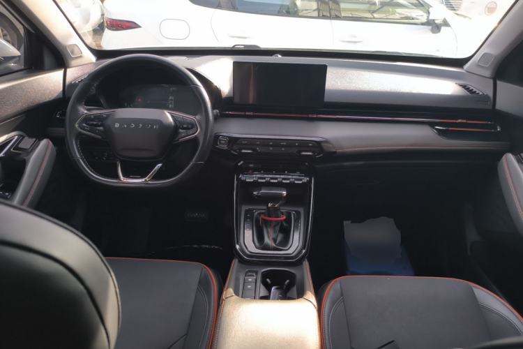 Used Baojun RS-3 2020 1.5T CVT Smart Luxury Edition Center Console