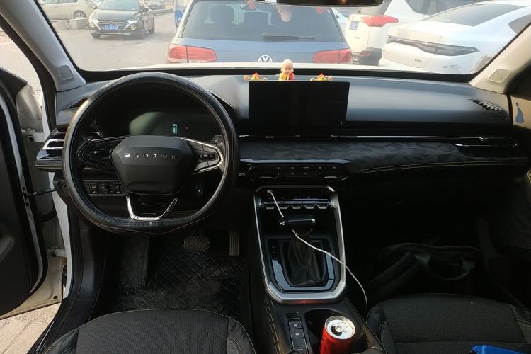 Used Baojun RS-3 2020 1.5L CVT Smart Elite Edition Center Console