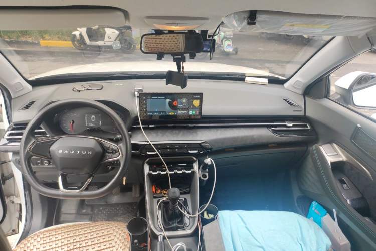 Used Baojun RS-3 2020 1.5L Manual Smart Comfort Edition Center Console