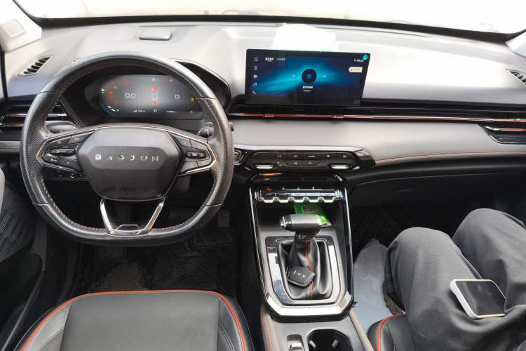 Used Baojun RS-3 2020 1.5L CVT 24-Hour Online Luxury Edition Center Console