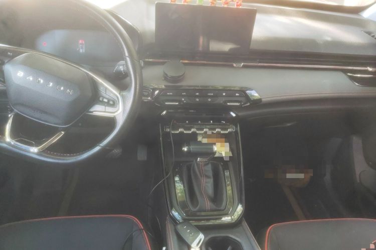 Used Baojun RS-3 2020 1.5T CVT Smart Luxury Edition Center Console