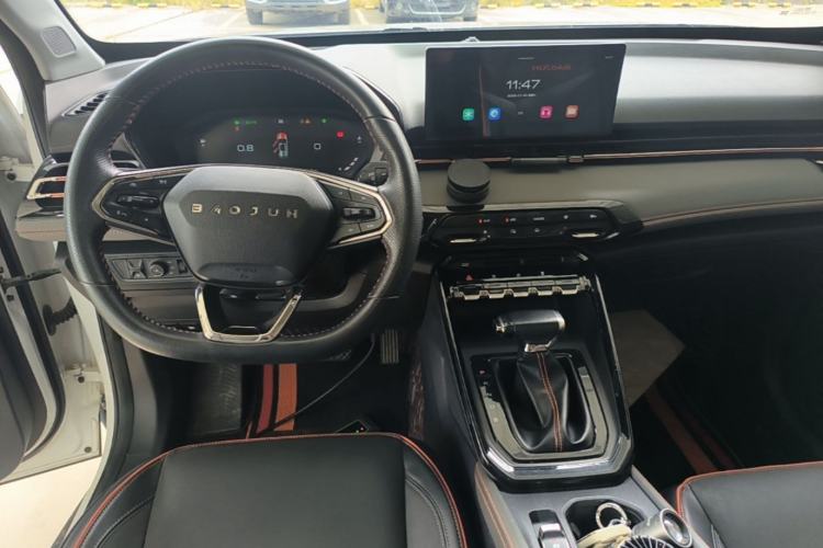 Used Baojun RS-3 2020 1.5L CVT 24-Hour Online Luxury Edition Center Console